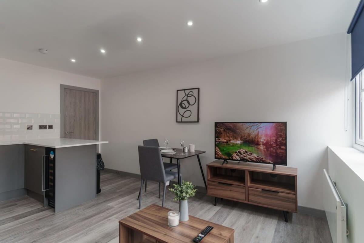 Contemporary 1 Bedroom Preston Apartment Buitenkant foto