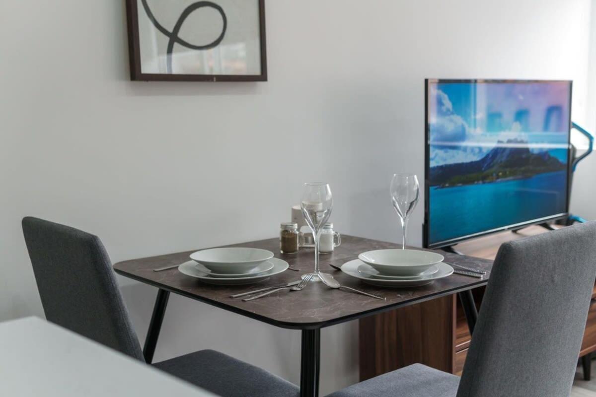 Contemporary 1 Bedroom Preston Apartment Buitenkant foto