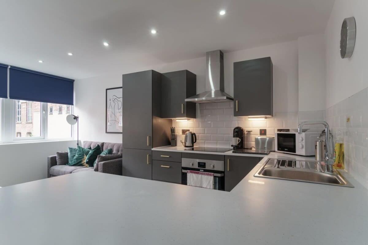 Contemporary 1 Bedroom Preston Apartment Buitenkant foto